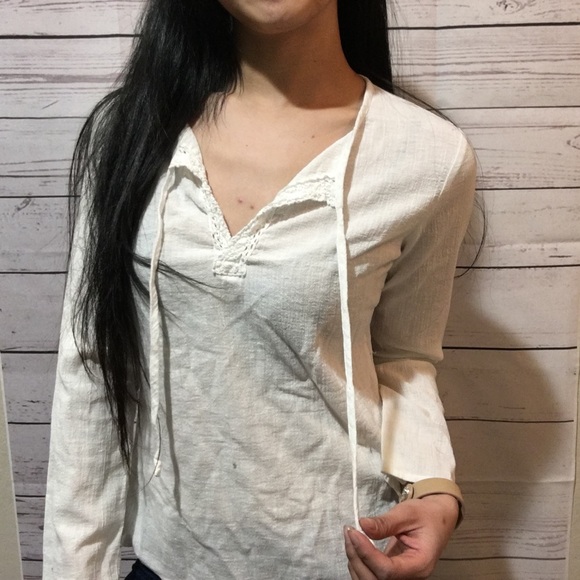 New York & Company Tops - 🔴 NY&C STRING TIE COTTON BLOUSE